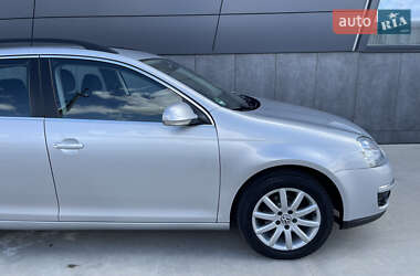 Універсал Volkswagen Golf 2008 в 