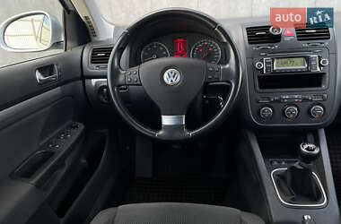 Універсал Volkswagen Golf 2008 в 