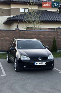 Хэтчбек Volkswagen Golf 2008 в 