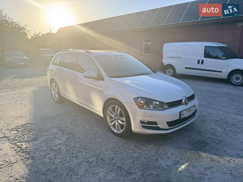 Універсал Volkswagen Golf 2015 в Броварах