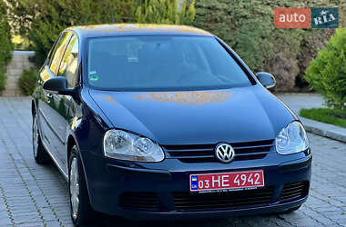 Хэтчбек Volkswagen Golf 2007 в 