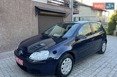 Хэтчбек Volkswagen Golf 2007 в 
