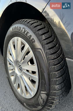 Хетчбек Volkswagen Golf 2006 в 