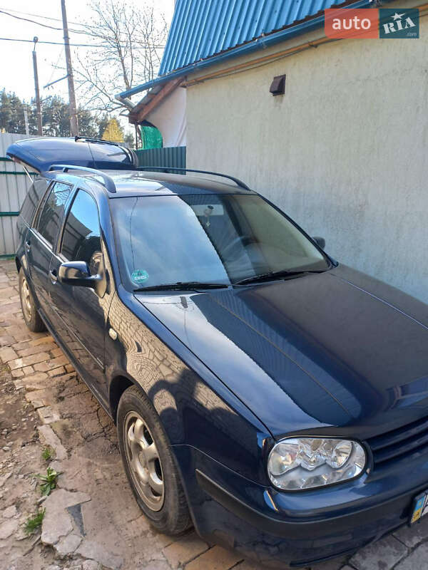 Volkswagen Golf 2002