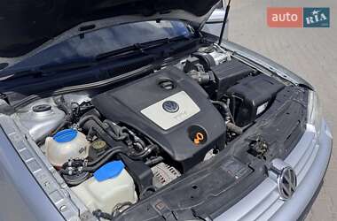 Універсал Volkswagen Golf 2006 в 
