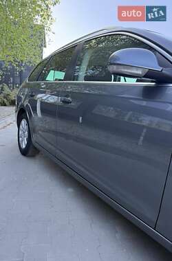 Универсал Volkswagen Golf 2010 в 