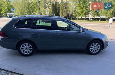 Универсал Volkswagen Golf 2010 в 
