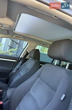 Универсал Volkswagen Golf 2010 в 