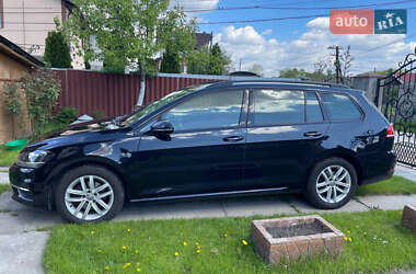Універсал Volkswagen Golf 2017 в 