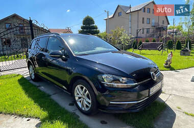 Універсал Volkswagen Golf 2017 в 
