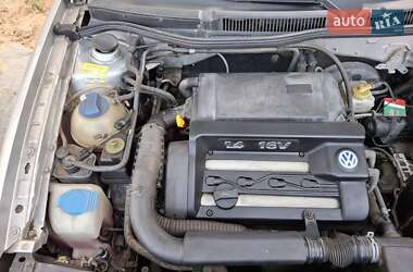Универсал Volkswagen Golf 2001 в 
