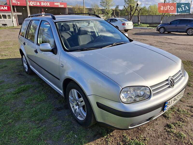 Универсал Volkswagen Golf 2001 в 