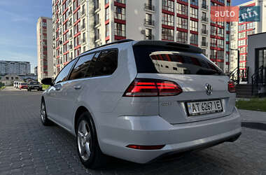 Універсал Volkswagen Golf 2018 в 