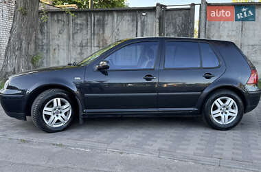 Хэтчбек Volkswagen Golf 2001 в Лубнах