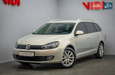 Универсал Volkswagen Golf 2011 в Киеве