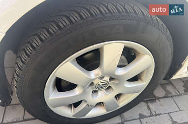 Универсал Volkswagen Golf 2004 в 