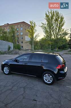 Хэтчбек Volkswagen Golf 2014 в 