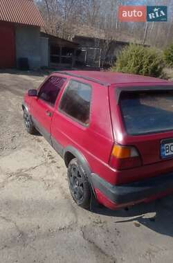 Хэтчбек Volkswagen Golf 1988 в 
