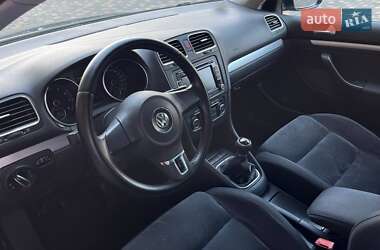 Універсал Volkswagen Golf 2010 в 