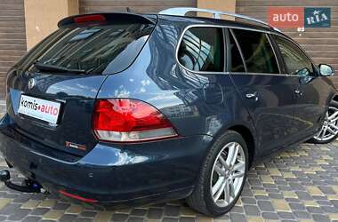 Універсал Volkswagen Golf 2010 в 