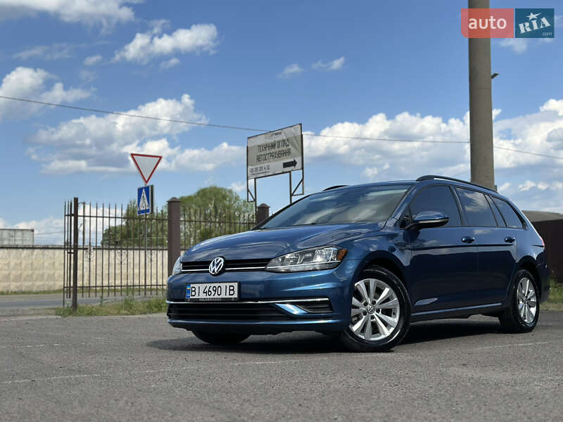 Універсал Volkswagen Golf 2019 в Мукачевому