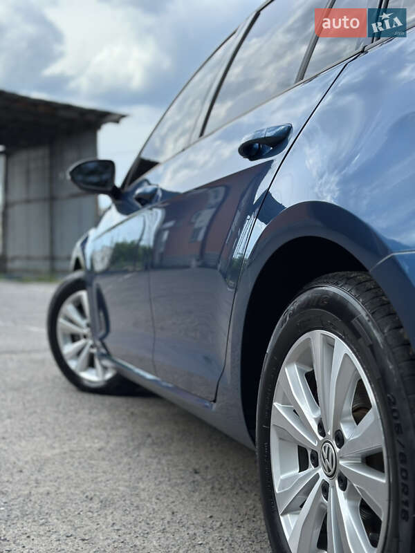 Універсал Volkswagen Golf 2019 в Мукачевому