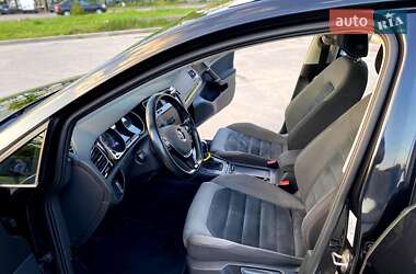 Универсал Volkswagen Golf 2016 в 
