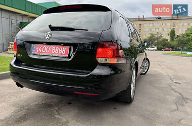 Універсал Volkswagen Golf 2011 в 