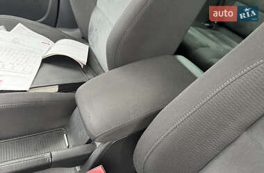 Універсал Volkswagen Golf 2011 в 