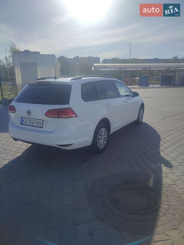 Універсал Volkswagen Golf 2013 в Києві