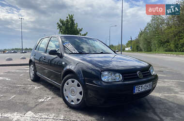 Хетчбек Volkswagen Golf 2001 в Львові