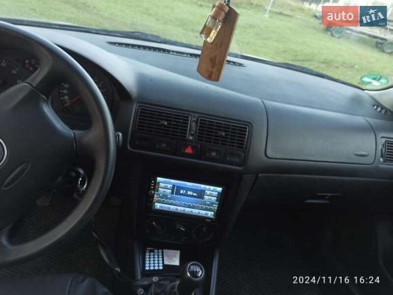 Универсал Volkswagen Golf 2001 в Львове