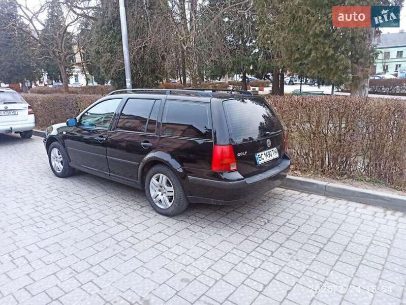 Универсал Volkswagen Golf 2001 в Львове