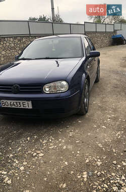 Хетчбек Volkswagen Golf 2003 в Тернополі
