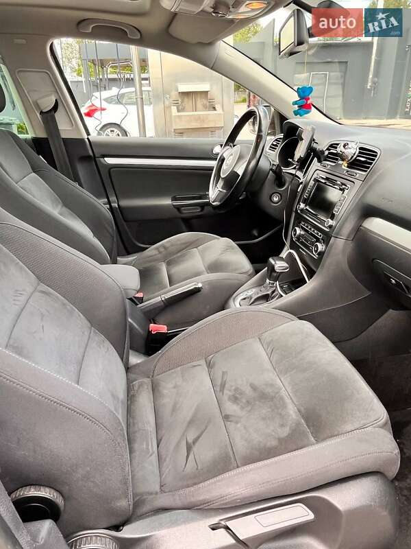 Volkswagen Golf 2010