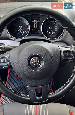 Універсал Volkswagen Golf 2012 в 