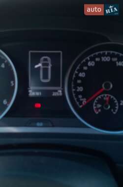 Универсал Volkswagen Golf 2014 в 