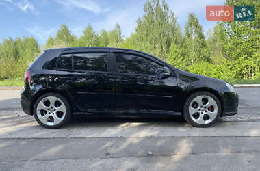 Хэтчбек Volkswagen Golf 2008 в 