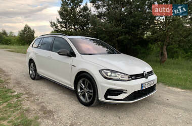Универсал Volkswagen Golf 2017 в Борщеве