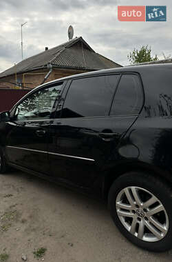 Хетчбек Volkswagen Golf 2008 в 