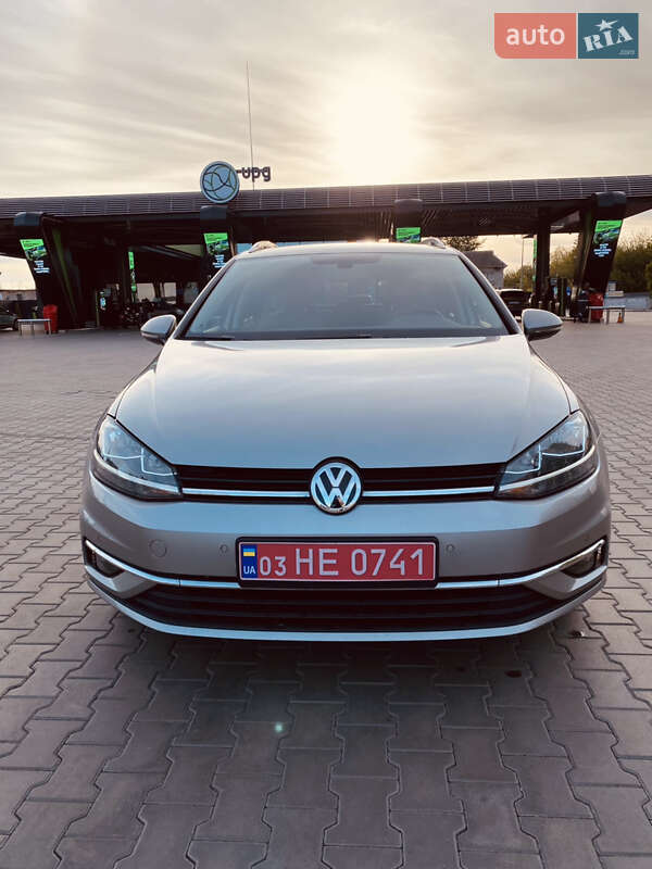 Універсал Volkswagen Golf 2017 в 