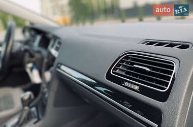 Універсал Volkswagen Golf 2017 в 