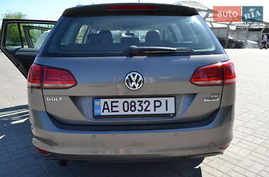 Универсал Volkswagen Golf 2015 в 
