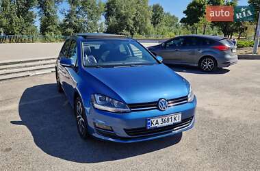 Хэтчбек Volkswagen Golf 2014 в Днепре