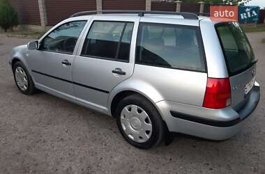 Универсал Volkswagen Golf 2000 в 