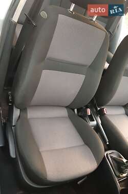 Универсал Volkswagen Golf 2000 в 