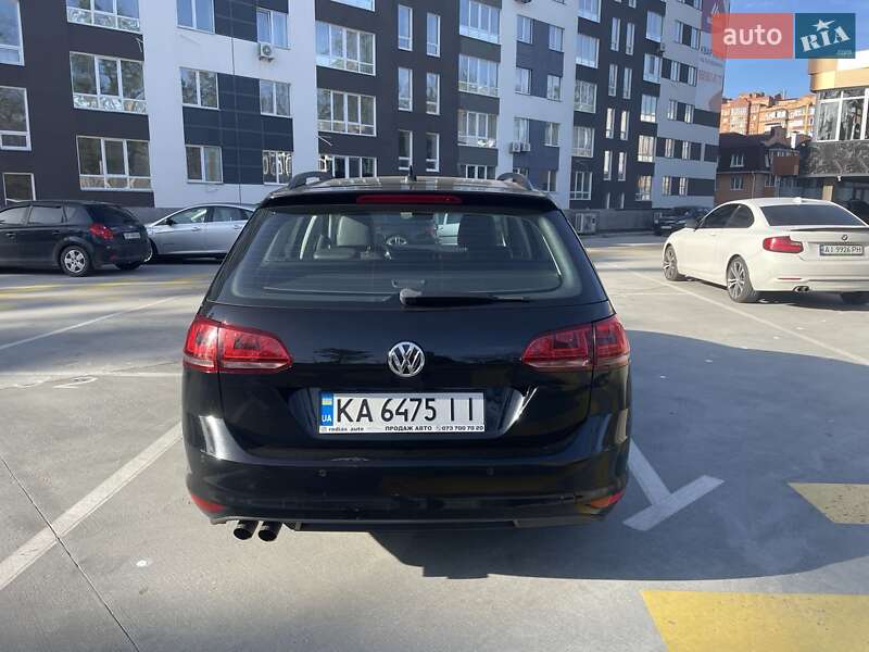 Универсал Volkswagen Golf 2016 в Ирпене