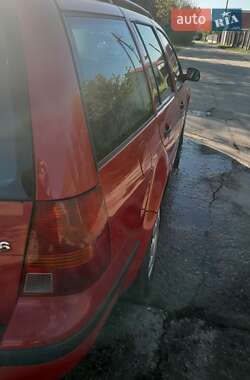 Универсал Volkswagen Golf 2002 в 