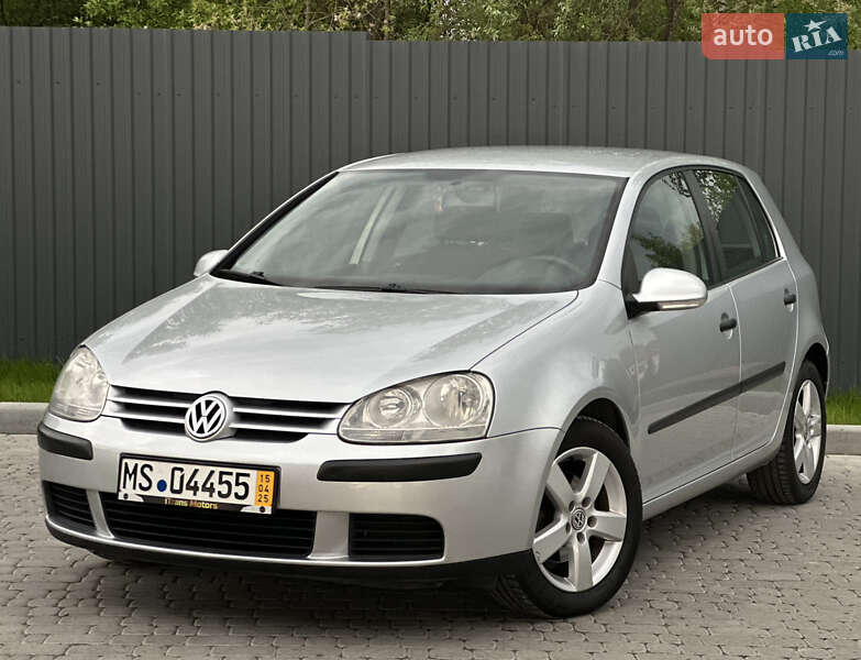 Хэтчбек Volkswagen Golf 2006 в 