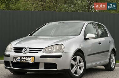 Хэтчбек Volkswagen Golf 2006 в 